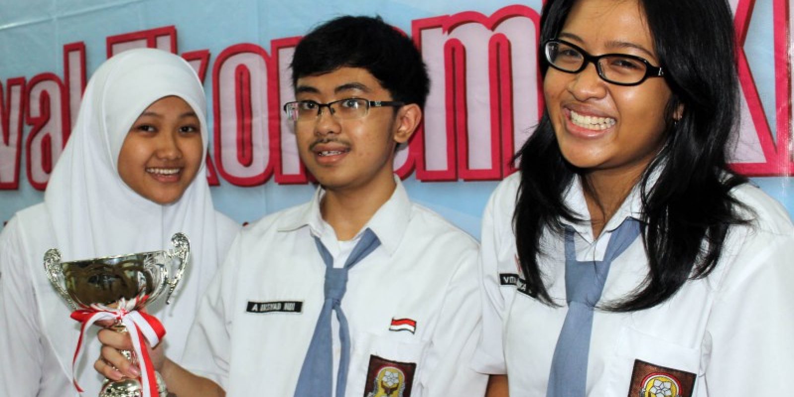 tim-debat-sman-2-sby-1