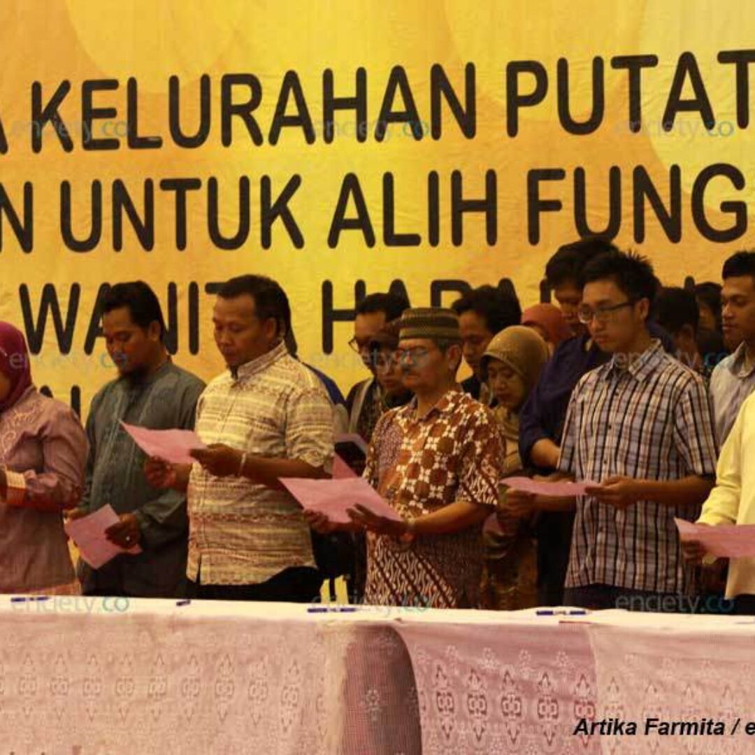 deklarasi-warga-dolly-tutup