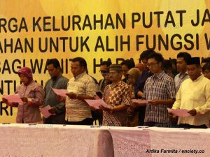 deklarasi-warga-dolly-tutup