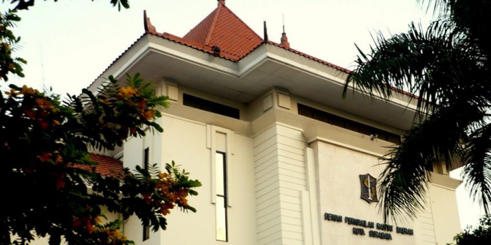 dprd sby