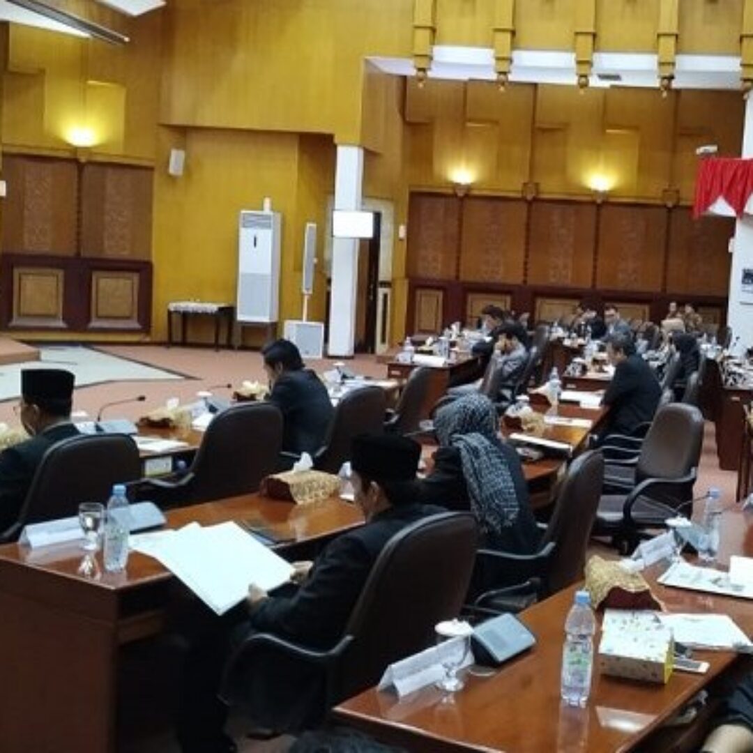 Dewan Setuju Ada Rehabilitasi Balai RT/RW se-Surabaya